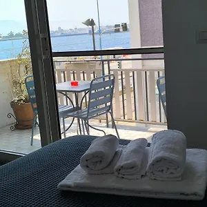  Bed & Breakfast Miti Dello Stretto
